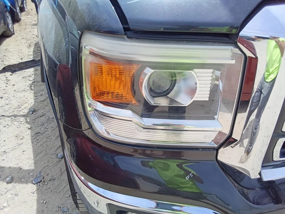 Passenger Headlight Without LED Accents Fits 14-15 SIERRA 1500 PICKUP 771478 — 第 1/1 张图片