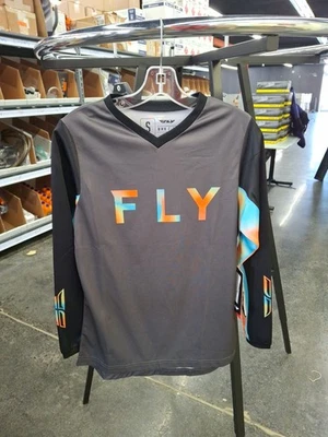 Camiseta Fly Racing WMN F-16 feminina pequena cinza/rosa/azul 376-821S - Imagem 1 de 2