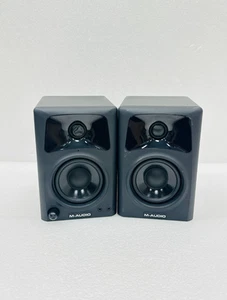 Sistema de altavoces de escritorio M-Audio AV32 PAR - ENVÍO GRATUITO - Imagen 1 de 7