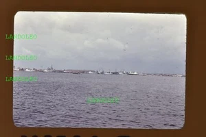 Dia Rostock 70er Jahre? Blick vom Wasser auf den Hafen und die Stadt - Picture 1 of 1