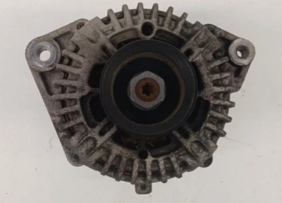 Motor alternador 2007-2010 Nissan Pathfinder, Armada, Frontier, Titan, Xtera fabricante de equipamento original - Imagem 1 de 4