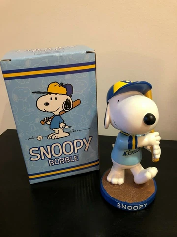 Snoopy Bobblehead Bobble Head Milwaukee Brewers Baseball Bat Peanuts SGA Theme Cover