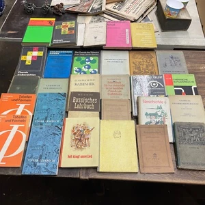 29 DDR Schulbücher  Auswahl Mathe Chemie Lesebuch Tabellen Formeln Übersichten - Bild 1 von 5