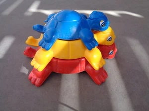 Discovery Toys Turtle Family -Smoby Papa, Mama, Baby Stackable, Floats - Picture 1 of 5