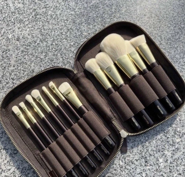 Tom Ford Makeup Brushes for sale - eBay