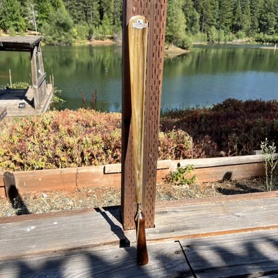 Cuerno de zapato de baquelita vintage con correa hecho en Italia 21” 1/2 Concord Foto 1 de 4