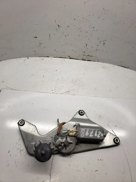 Rear Wiper Motor US Market Fits 03-11 ELEMENT 1259308 - Image 1 of 4