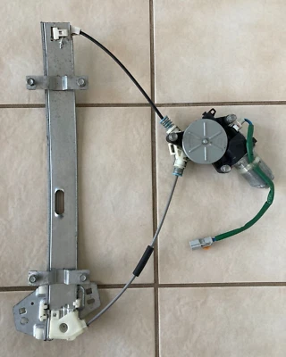 00-06 Honda Insight OEM Conjunto de motor regulador de ventana lado derecho paso ZE1 G1 Foto 1 de 4