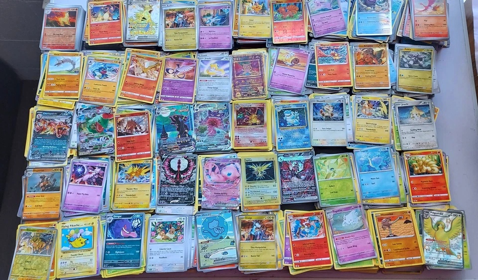 1/300 Chance 1st edition Charizard, Umbreon, Gengar Vmax Mystery 100+ Cards Pack - Image 1 of 4