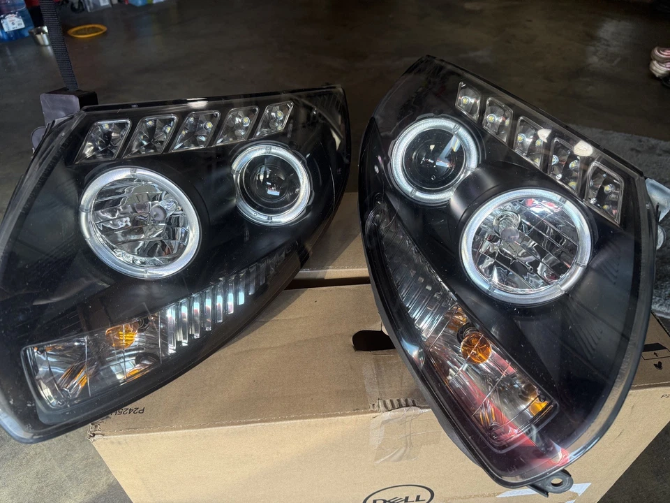 Infiniti G35 2003 a 2006 cupé izquierdo+derecho juego faros LED xenón laterales Q8201 DG Foto 1 de 4