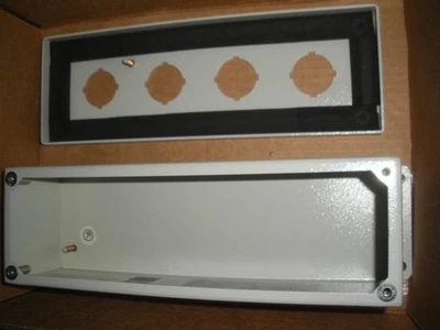 Rittal 8017648 4 dispositivos gabinete estação PB 30,5mm aço cinza NEMA 12 - Imagem 1 de 4