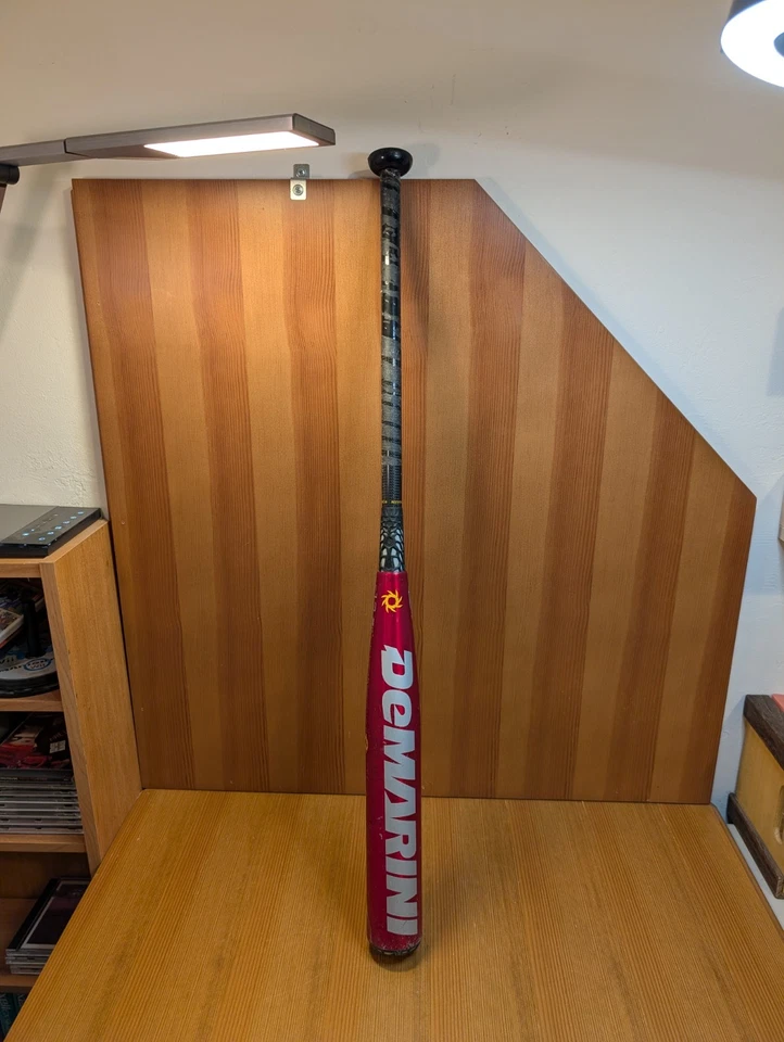 Bate de béisbol DeMarini Voodoo Overlord FT VDL-15 33" 19 oz (-13) 2-1/4" rojo - usado en excelente estado Foto 1 de 4