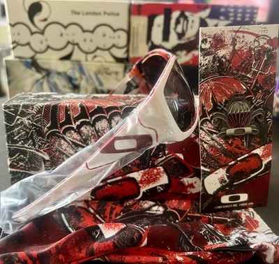 Gafas de sol Oakley Devil's Brigade pulidas laterales blancas grises polarizadas 24-168 Foto 1 de 3