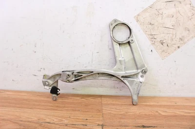 Braçadeira de suporte para eixo de polia acionada 2018 SKI-DOO SUMMIT 850 ETEC - Imagem 1 de 4