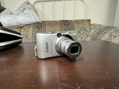 佳能 PowerShot SD890 IS 1000 万像素 数码 ELPH 相机 — 第 1/4 张图片