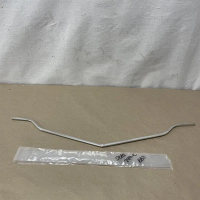 NOS FORD D3AZ-8419-C 1973 LTD ACABAMENTO CENTRAL MOLDURA GRADE INFERIOR - Imagem 1 de 4