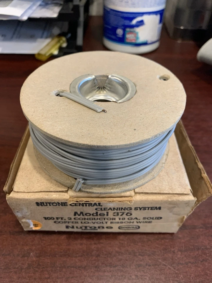 NuTone Model 376 100' 2 Conductor 18 Ga. Solid Copper Lo-Volt Ribbon Wire Roll - Изображение 1 из 4