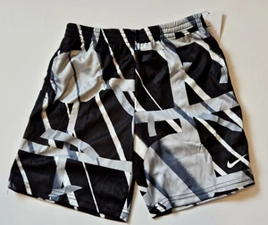 Nike Little Boys 7 Black Gray White Shorts Short Pants Athletic Summer DRI FIT - Picture 1 of 2