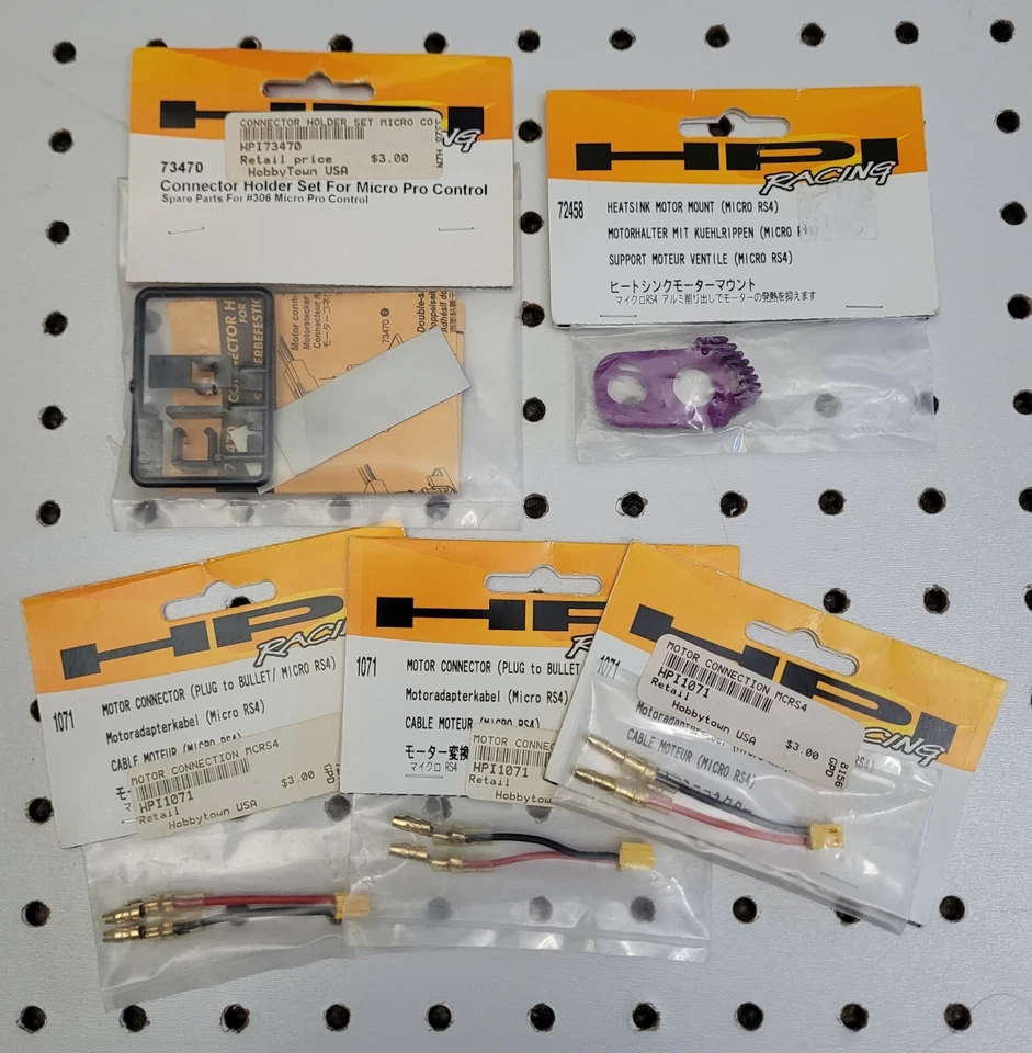HPI Racing ~ Micro RS4 ~ 5 Item Parts Lot ~ Connector Holder, Heatsink, Plug NIP - Image 1 of 4