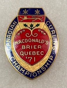 1971 QUEBEC Macdonald's Brier HEART Canadian Curling Championship Pin - Picture 1 of 2