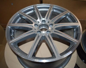 Original Mercedes w212 E Klasse AMG Alufelge 19 Zoll A2124015102 9,5Jx19 H2 ET52 - Picture 1 of 5