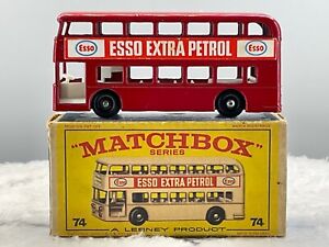 Matchbox Lesney # 74 Daimler bus Mint,boxed all orig,N.O.S