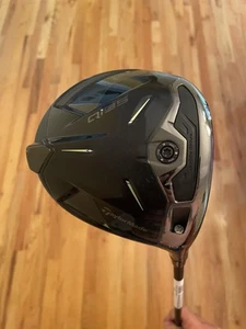 TAYLORMADE Qi35 DESIGNER SERIES BLACK DRIVER 10.5* FUJIKURA VENTUS BLUE 5 STIFF - Picture 1 of 8