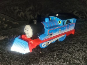 Thomas & Friends Trackmaster Snowy Snow Moving Plow Train Motorized 2009 WORKS - Foto 1 di 4