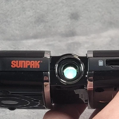 Sunpak 200 Digital Mini Projector SPR-200-SD LED 640x480 USB AV SD Tripod Box - Image 1 of 4