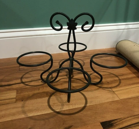 LONGABERGER - Wrought Iron Basket Organizer Hanging Set - Holds 4" bowls/baskets Cover
