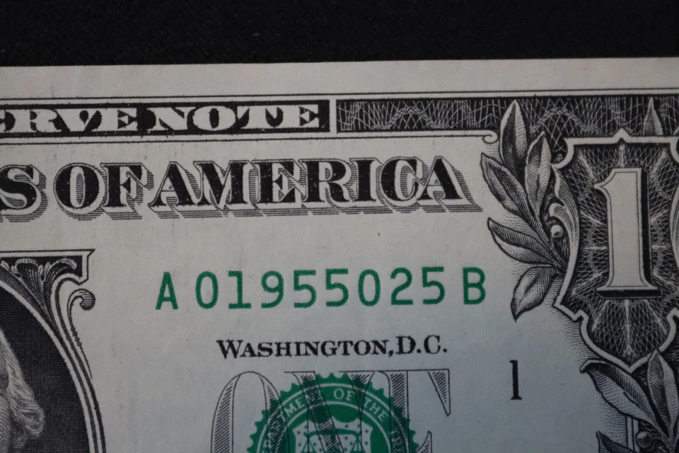 [FEB 5, 1955] ONE DOLLAR FANCY BIRTHDAY NOTE  SN A 01955025 B - Image 1 of 3