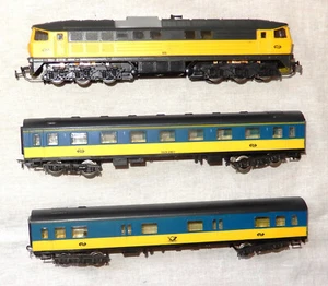 Piko H0 - Niederländische Staatseisenbahn, Diesellok mit 2 Wagen - Bild 1 von 4