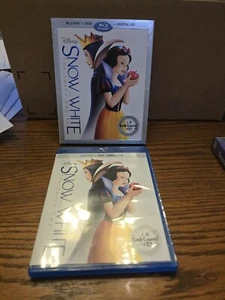 Like NEW Snow White & the Seven Dwarfs (Bluray/DVD) Disney Signature Collection - Picture 1 of 3