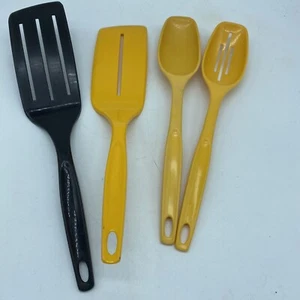 2 Foley Nylon Turners Spatulas 2 Foley Spoons Yellow Black - Picture 1 of 7