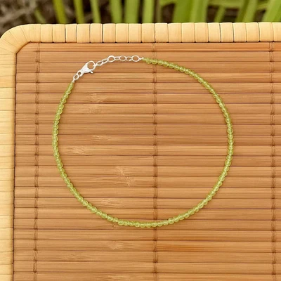 Pequeñas cuentas de piedras preciosas de peridoto natural curación Reiki delicado mujer tobillera delicada Foto 1 de 4