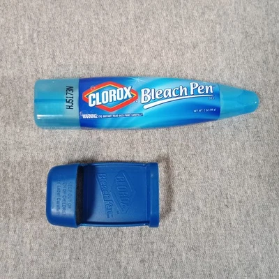 Pluma blanqueadora de gel Clorox de doble punta con soporte magnético - pesa 2,7 oz Foto 1 de 4