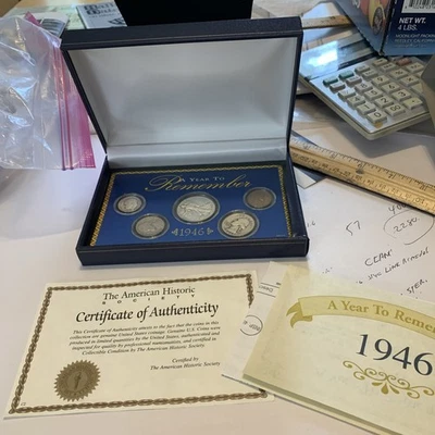 A Year To Remember 1946 Coin Set  - Image 1 of 4