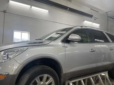 Used Front Left Seat Belt Front fits: 2011 Buick Enclave bucket driver retractor Foto 1 de 4