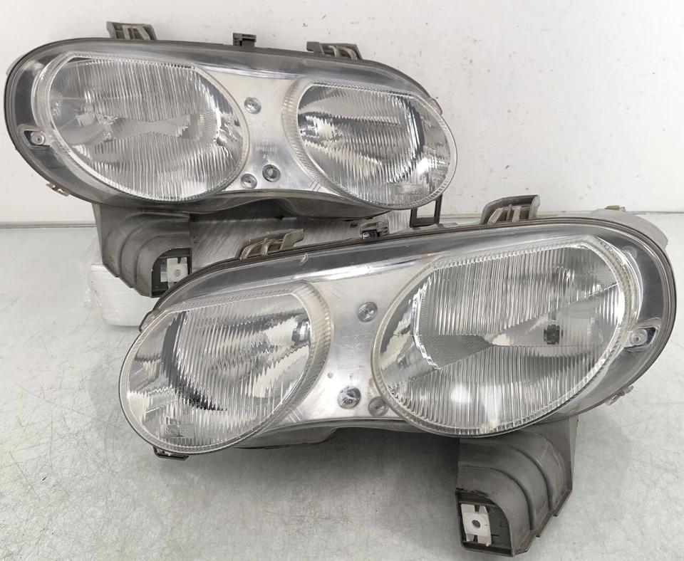 Brilliance Hella Rover 75 Connoisseur SE 98-05 MG ZT Fron Halogen Headlight Lamp - Image 1 of 4