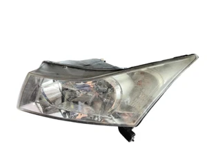 Left Headlight For 2015-2017 Holden Cruze JH Sedan/Hatch VIN 6G1PD5EM6FL137863 - Picture 1 of 1