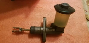 Geon Automotive Clutch master Cylinder 27-01523 NOS 31410-35100  6MB - Picture 1 of 4