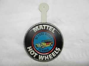 1968 Hot Wheels Red Line 31 Ford Woody Badge Button NICE - Picture 1 of 2