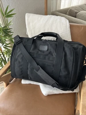 Genuine TUMI 278D3 Black Expandable Boston Ballistic 22" Duffle Bag Made In USA - Image 1 of 4