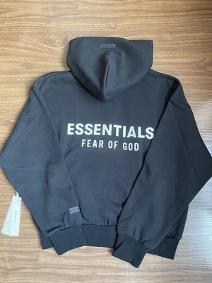 Fear of God Essentials 2025 apliques negros cremallera talla M Foto 1 de 2