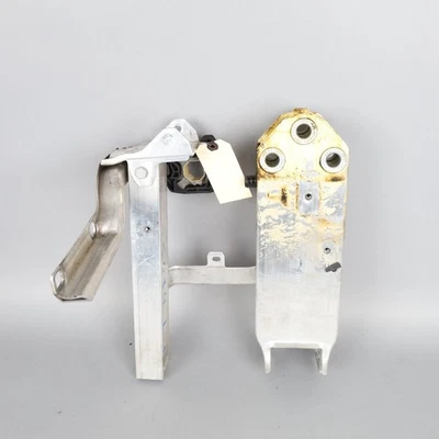 Soporte de deformación del parachoques delantero izquierdo BMW 640i 650i 2012-2019 OEM usado Foto 1 de 4