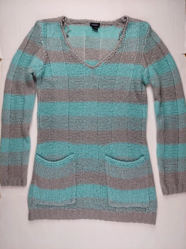 XL Suéter Vestido Rue 21 2000s 2010s Gris Turquesa Verde Azulado Rayas Manga Larga Foto 1 de 4