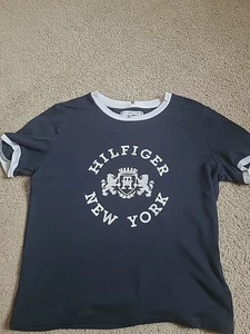 Girls Navy Tommy Hilfiguer Tshirt Age 16 Yrs - Picture 1 of 2