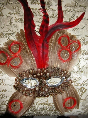 HANDMADE FEATHER MASK RED/BROWN preowned - Image 1 of 2