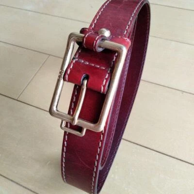 Dolce&Gabbana Hombres D&G Cinturón de Cuero Rojo Vino Lujo Elegante Elegante Moda Italiana Foto 1 de 4