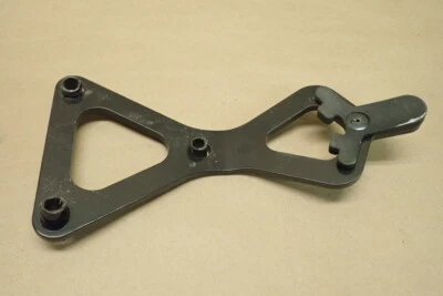 2002 VICTORY DELUXE TOURING CRUISER FENDER SEAT MOUNT BRACKET - Image 1 of 4